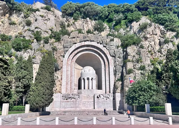 Апартаменты Le Val D'azur